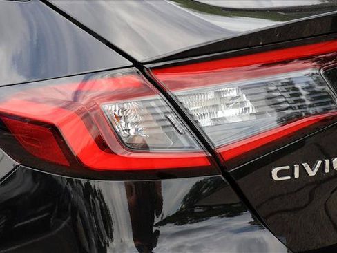Used 2023 Honda Civic LX image 11