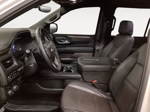 Used 2024 Chevrolet Tahoe High Country image 9
