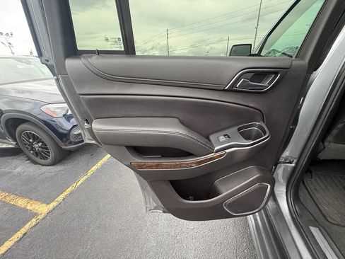 Used 2020 Chevrolet Tahoe LT RWD image 18