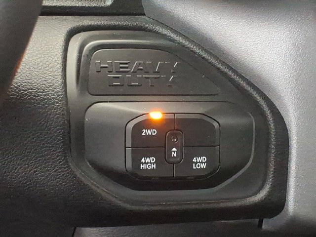 Used 2025 RAM 3500 Big Horn AWD/4WD image 19