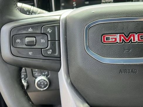 Used 2026 GMC Sierra 1500 SLT AWD/4WD image 12