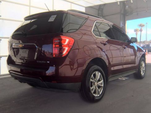 Used 2017 Chevrolet Equinox LT w/ Convenience Package FWD image 3
