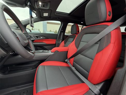 New 2026 Chevrolet Equinox EV RS image 23