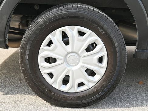 Used 2023 Ford Transit 350 XLT RWD image 9