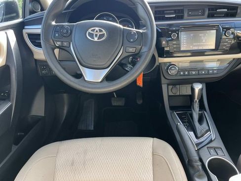 Used 2014 Toyota Corolla LE FWD image 12