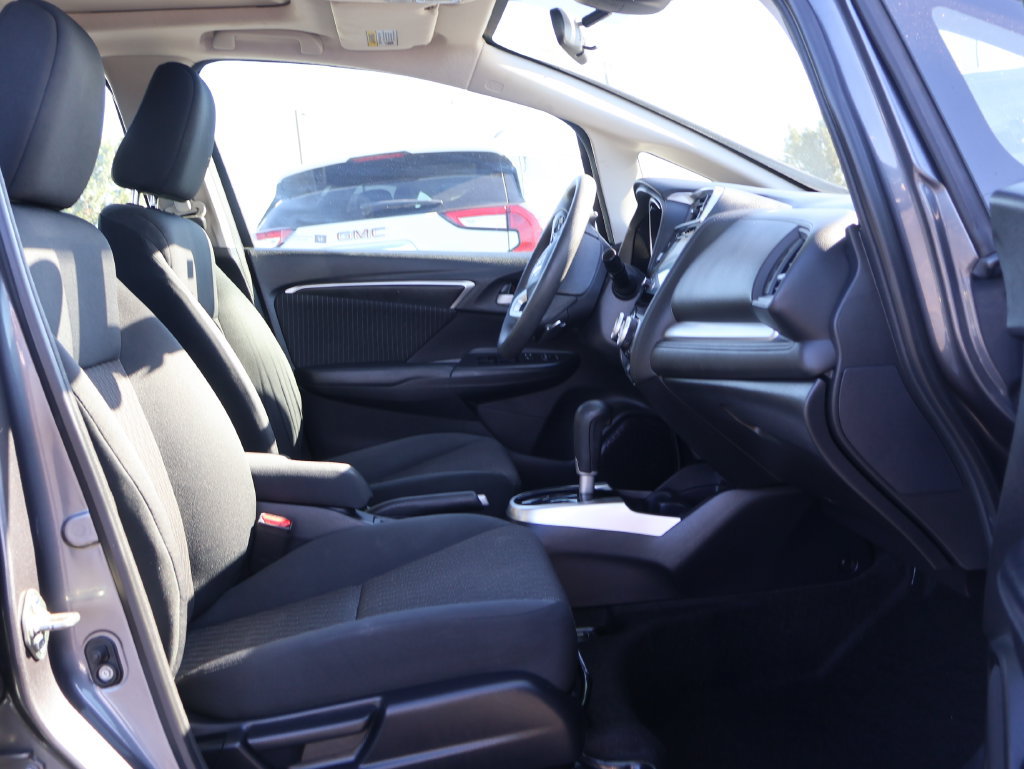 Used 2018 Honda Fit EX image 9