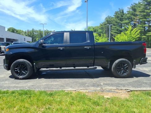 Used 2021 Chevrolet Silverado 1500 Custom Trail Boss w/ LPO, Dark Essentials Package AWD/4WD image 6