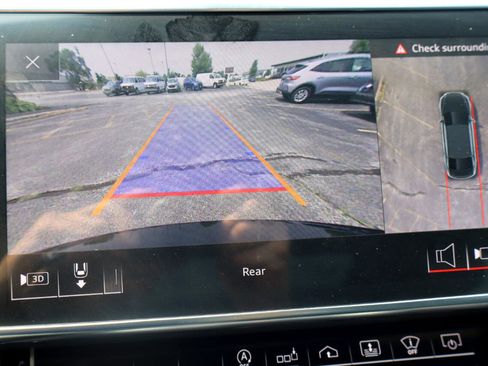 Used 2020 Audi A8 L 4.0T w/ Sport Plus Package image 22