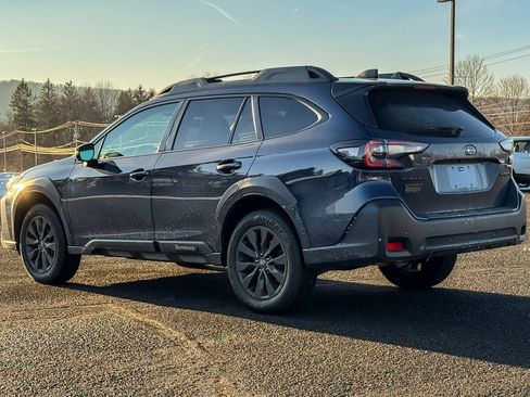 Certified 2023 Subaru Outback Onyx Edition image 3