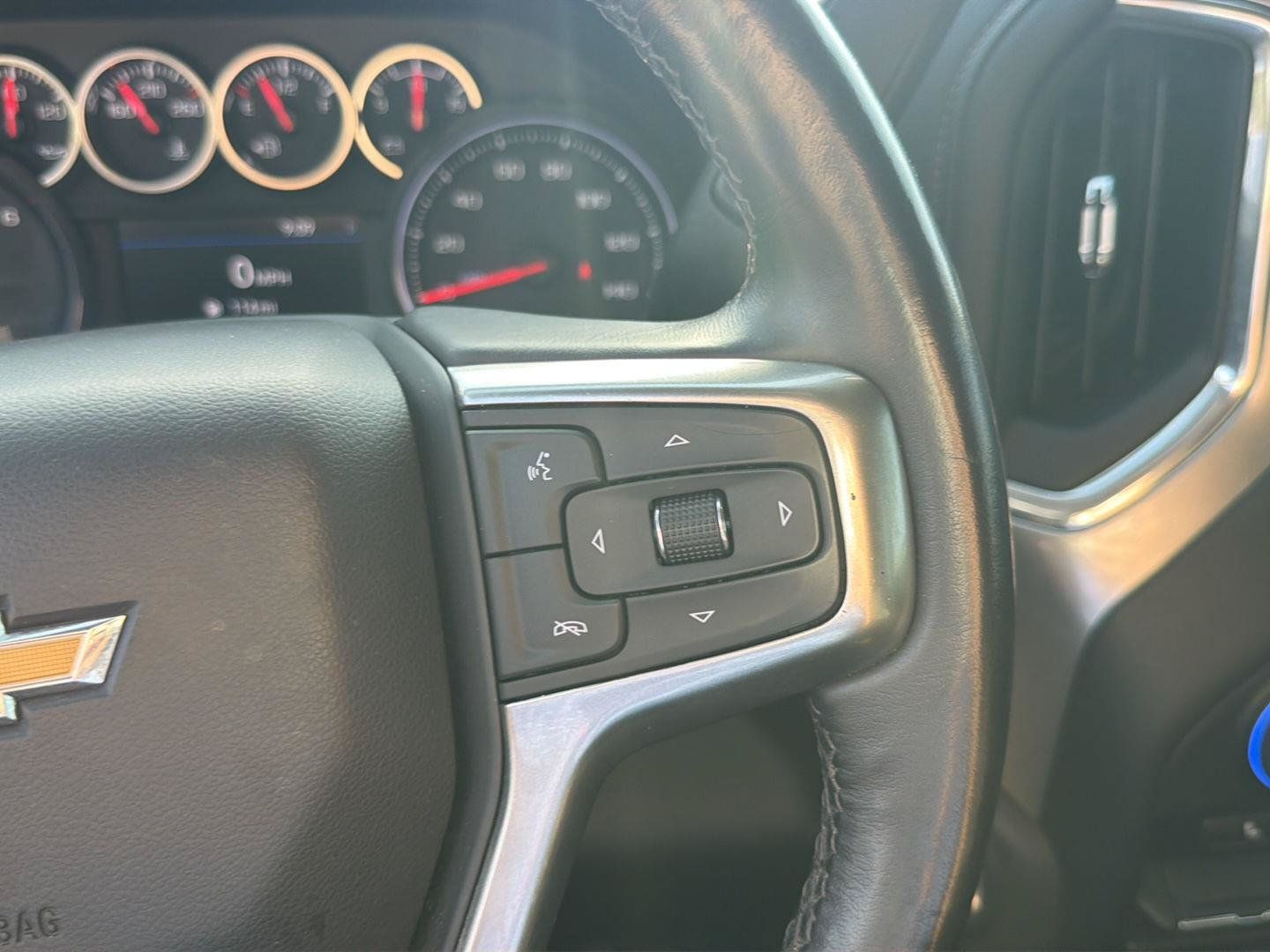 Used 2020 Chevrolet Silverado 1500 LT w/ Texas Edition RWD image 24