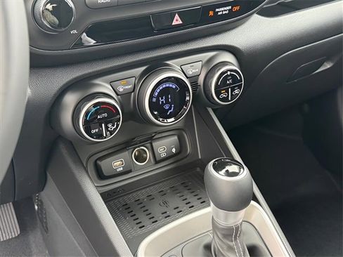 New 2026 Hyundai Venue SEL image 20