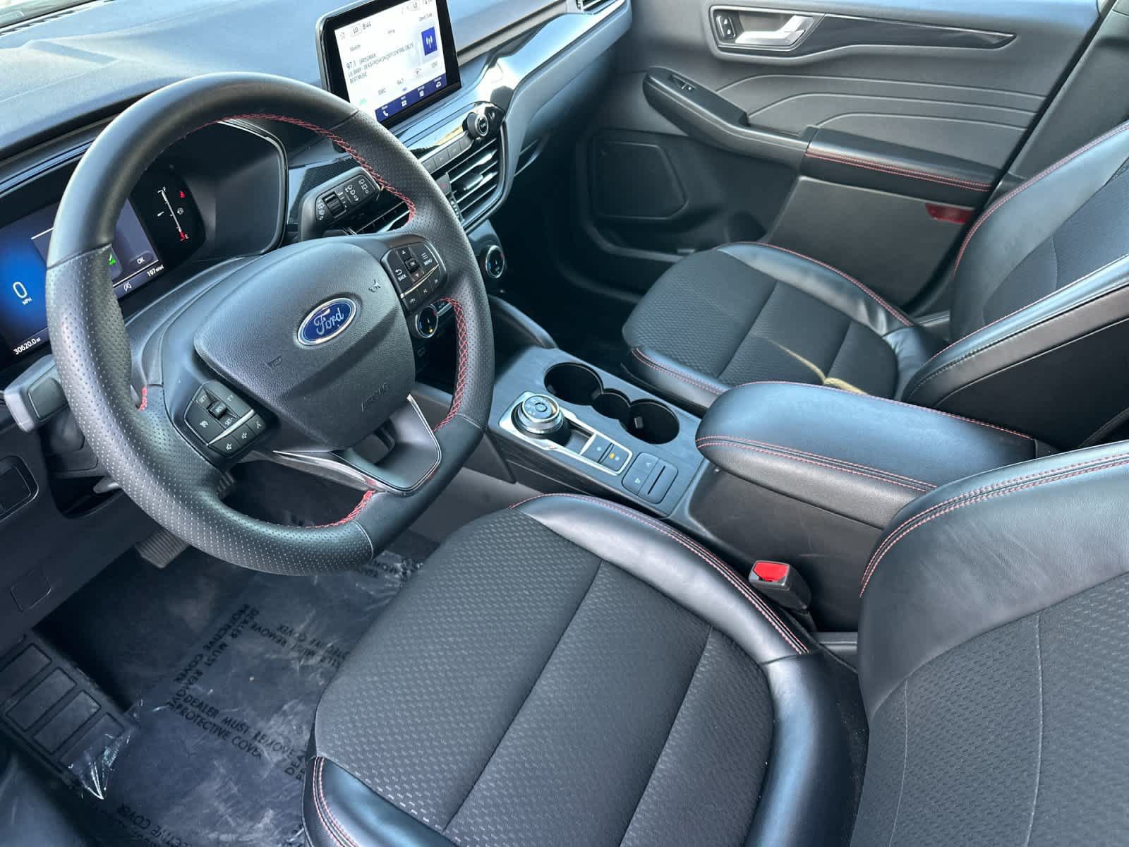 Used 2025 Ford Escape ST-Line AWD/4WD image 12