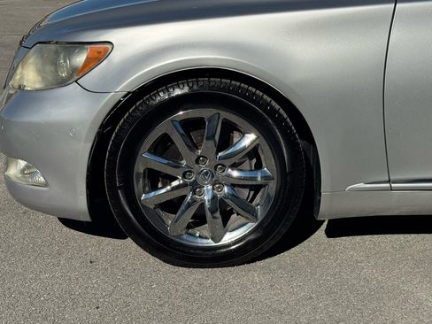 Used 2007 Lexus LS 460 image 8