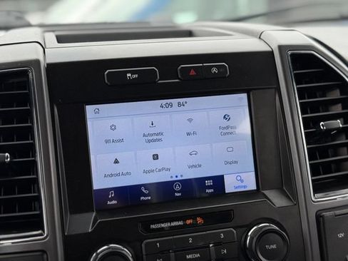 Used 2020 Ford F150 XLT w/ Equipment Group 302A Luxury AWD/4WD image 19