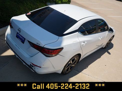 Used 2024 Nissan Sentra SV FWD image 16