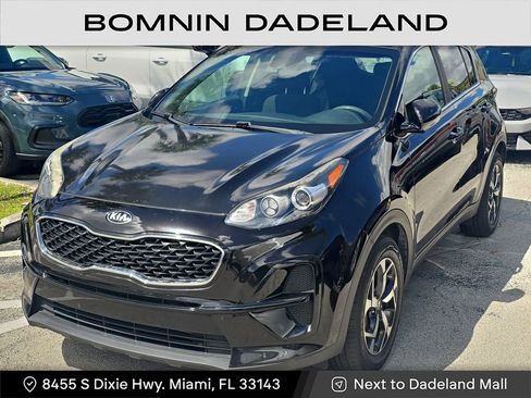 Used 2020 Kia Sportage LX w/ LX Popular Package image 2