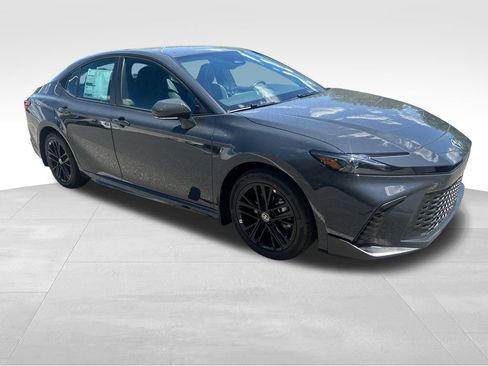 New 2026 Toyota Camry SE AWD/4WD image 7