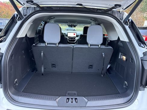 New 2026 Ford Explorer Active w/ Active Comfort Package RWD image 19