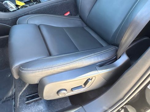 New 2026 Volvo XC40 B5 Ultra w/ Protection Package Premier image 20