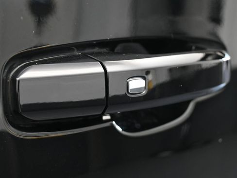 Used 2025 Chevrolet Tahoe RST w/ RST Capability Package image 56