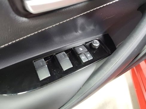 Used 2019 Toyota Corolla SE image 22