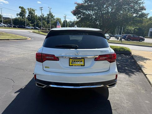 Used 2018 Acura MDX w/ Technology Package FWD image 4