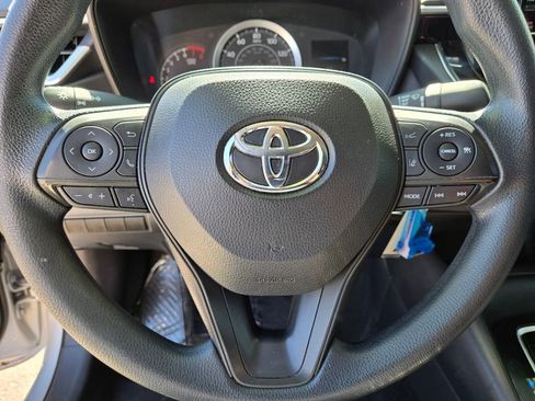Used 2022 Toyota Corolla LE FWD image 24
