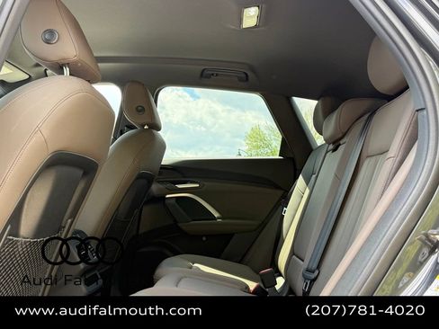 Used 2025 Audi Q5 Premium w/ Convenience Package AWD/4WD image 22
