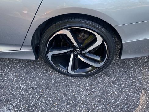 Used 2021 Honda Accord Sport image 9