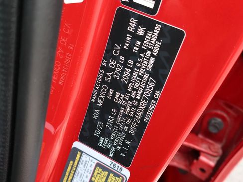 Used 2024 Kia Forte LXS FWD image 32