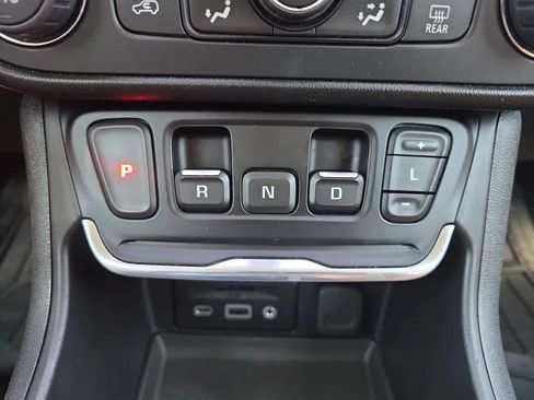 Used 2018 GMC Terrain SLT FWD image 32