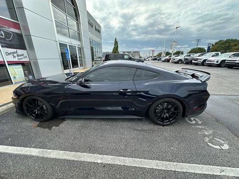 Used 2021 Ford Mustang GT Premium w/ Equipment Group 401A RWD image 8