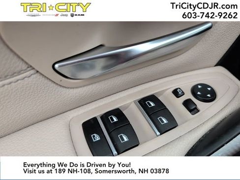 Used 2018 BMW 330i xDrive Sedan image 15