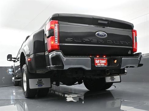 Used 2024 Ford F350 Lariat w/ Chrome Package AWD/4WD image 32
