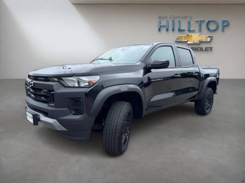 Used 2024 Chevrolet Colorado Trail Boss w/ Advanced Trailering Package AWD/4WD image 11