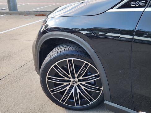 Used 2023 Mercedes-Benz EQE 350+ SUV image 6