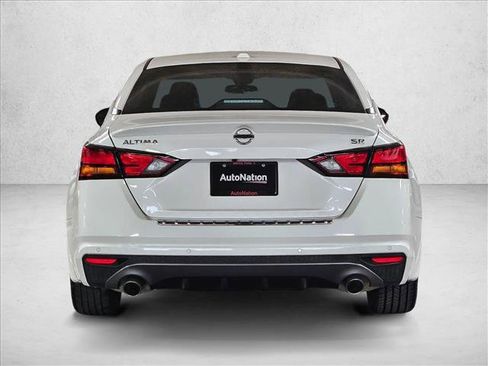 Used 2021 Nissan Altima 2.5 SR image 7