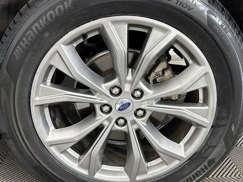 Used 2023 Ford Explorer Limited w/ Equipment Group 301A image 30