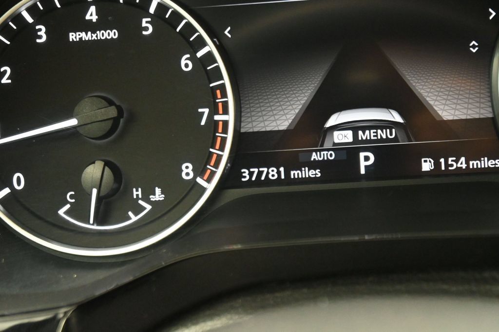 Used 2025 Nissan Pathfinder SV AWD/4WD image 17