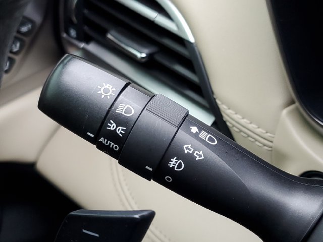 Used 2024 Subaru Legacy Limited AWD/4WD image 12