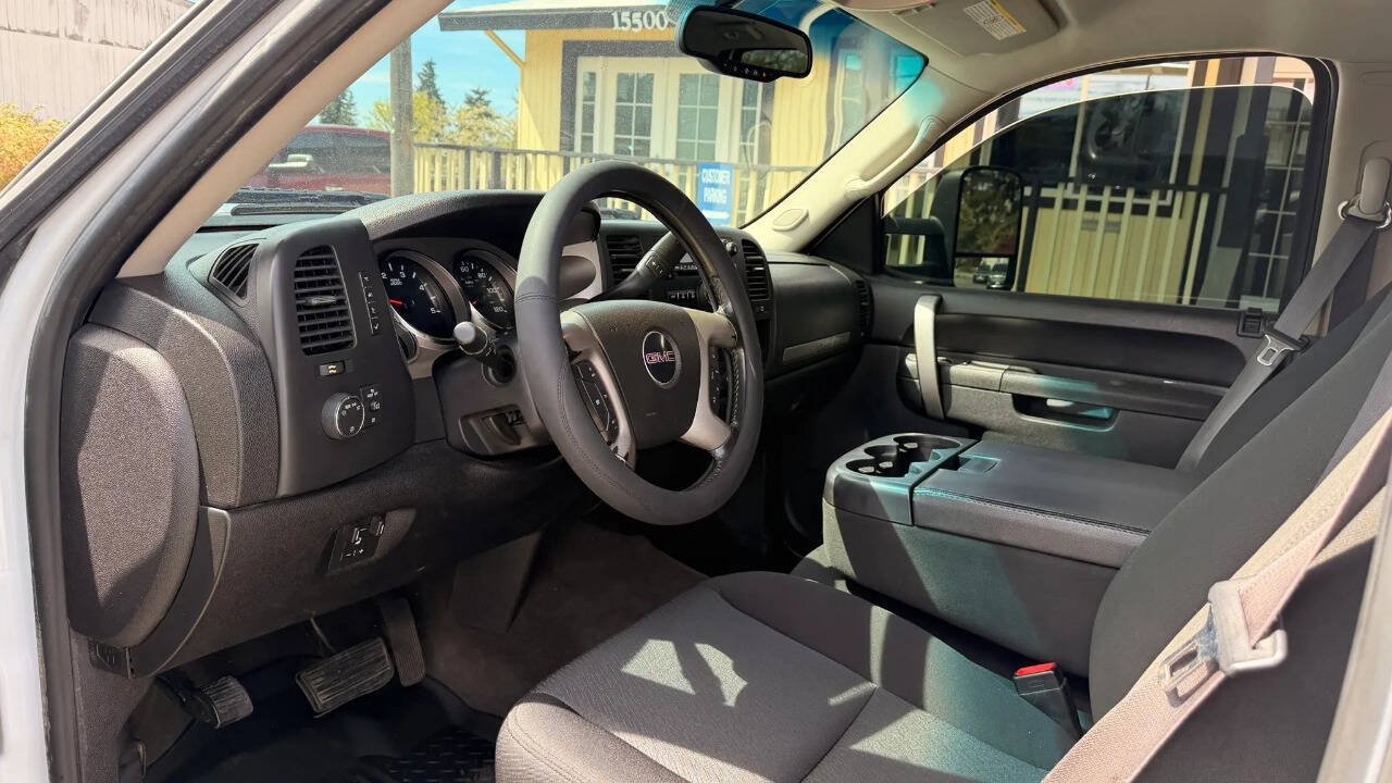 Used 2011 GMC Sierra 2500 SLE AWD/4WD image 11