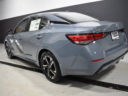 New 2025 Nissan Sentra SV image 3