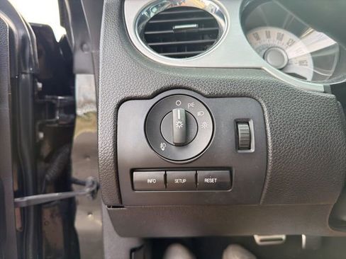 Used 2011 Ford Mustang GT Premium w/ GT Coupe Accessory Pkg 5 image 18