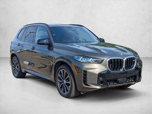 Used 2024 BMW X5 M60i AWD/4WD image 3