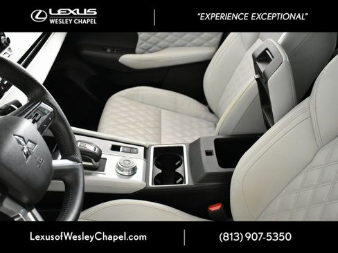 Used 2022 Mitsubishi Outlander SEL image 33