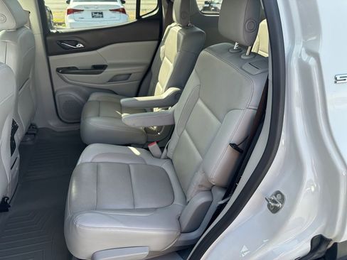 Used 2018 GMC Acadia SLT FWD image 4