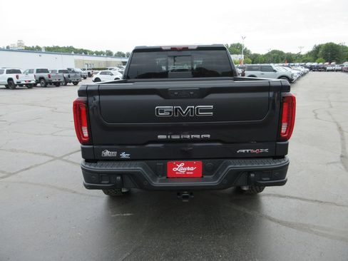 Certified 2025 GMC Sierra 1500 AT4X w/ AT4X AEV Edition AWD/4WD image 7