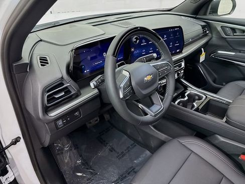 New 2026 Chevrolet Traverse LT w/ Enhanced Driving Package image 11