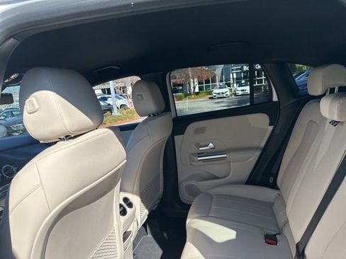 New 2025 Mercedes-Benz GLA 250 4MATIC image 21