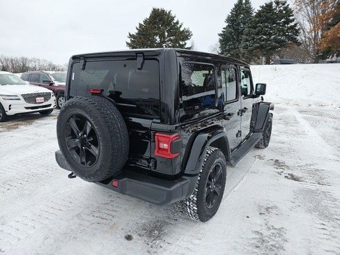 Used 2023 Jeep Wrangler Unlimited Sahara image 6